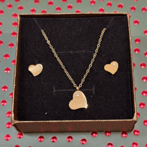 Conjunto composto por 1 fio e 2 brincos